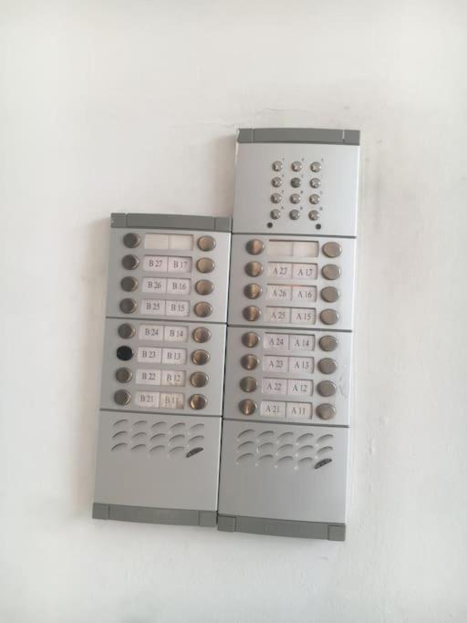 Appartement Simple Et Propre Σφαξ Εξωτερικό φωτογραφία